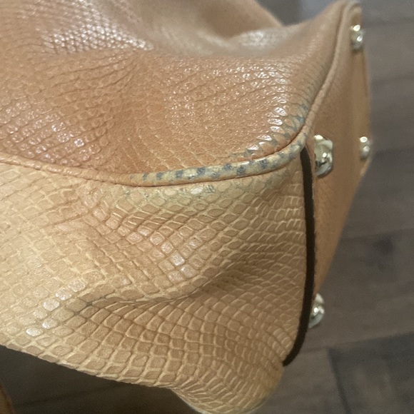 Light brown leather Milly crossbody bag with bamboo handle - Picture 16 of 16